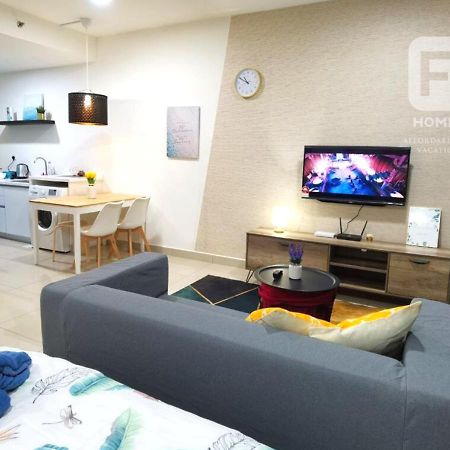 Netflix Wifi Trefoil Homestay Setia Alam Sacc Homestay Fe Шах-Алам Екстер'єр фото