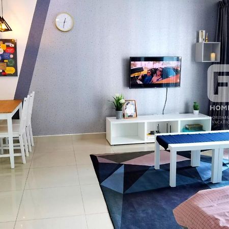 Netflix Wifi Trefoil Homestay Setia Alam Sacc Homestay Fe Шах-Алам Екстер'єр фото