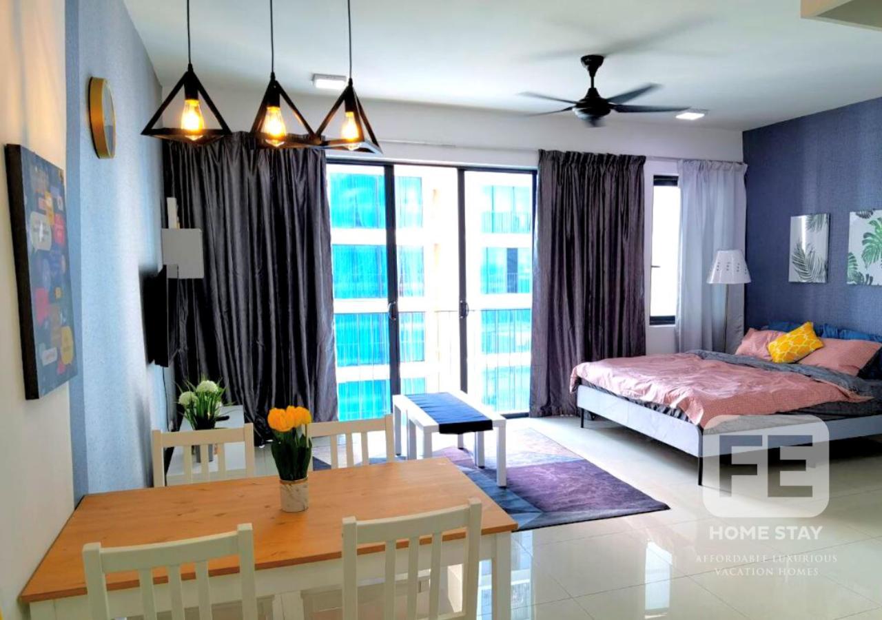 Netflix Wifi Trefoil Homestay Setia Alam Sacc Homestay Fe Шах-Алам Екстер'єр фото