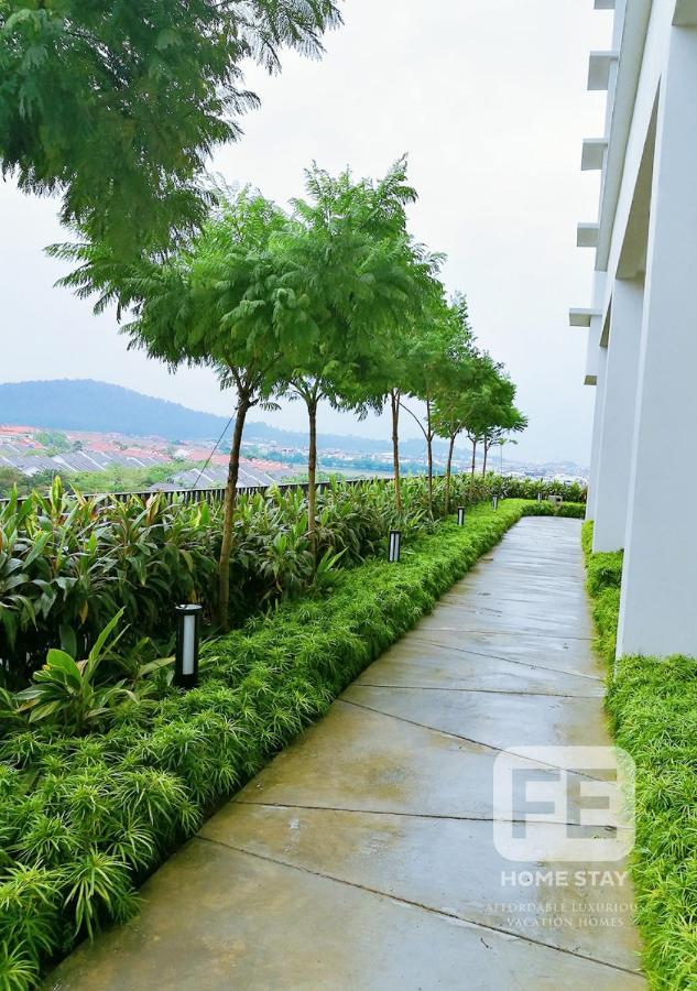 Netflix Wifi Trefoil Homestay Setia Alam Sacc Homestay Fe Шах-Алам Екстер'єр фото